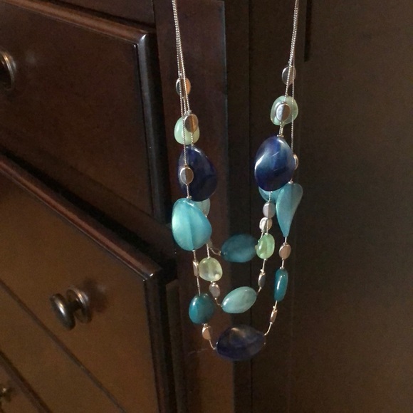 Necklace blue/green beads. - Picture 4 of 5